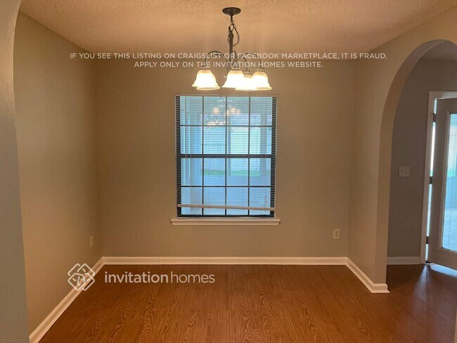 Foto del edificio - 7926 Campbell Town Ct