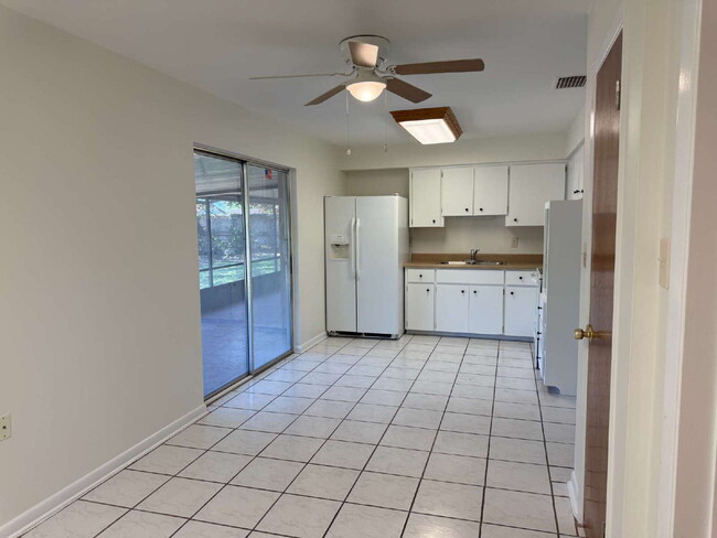 Photo - "Charming 2-Bedroom Retreat with optional studio on Coral Avenue – Cozy Comfort Awaits in Kissimm... Apartment