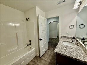 Building Photo - 424 NW 59th Ave