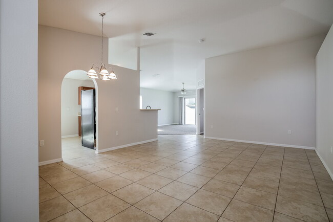 Foto del edificio - 5180 Gulf Sturgeon Ln