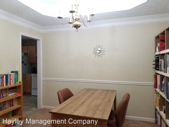 Building Photo - 3 br, 2 bath House - 1571 Newman Dr