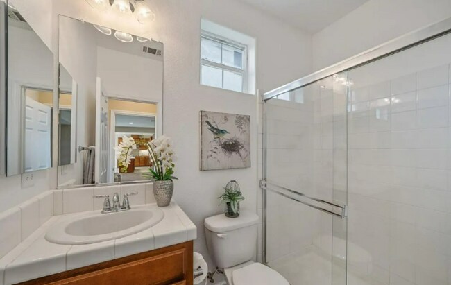 Foto del edificio - 4503 Sweet Water St