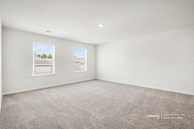 Building Photo - 1614 Yarrow Ln
