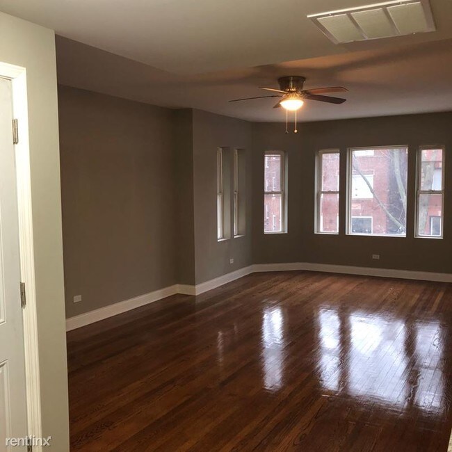 Foto del edificio - 7745 S Essex Ave