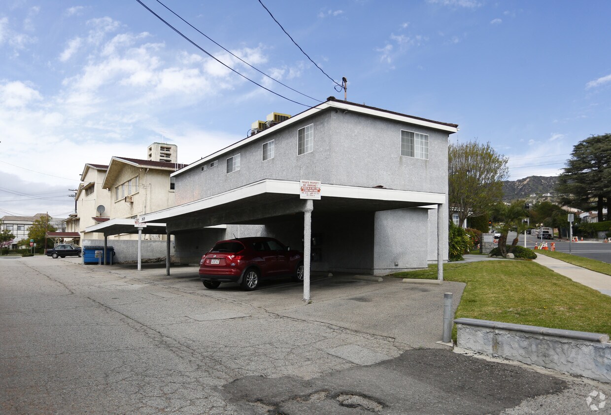 Foto del edificio - 2439 Keystone St