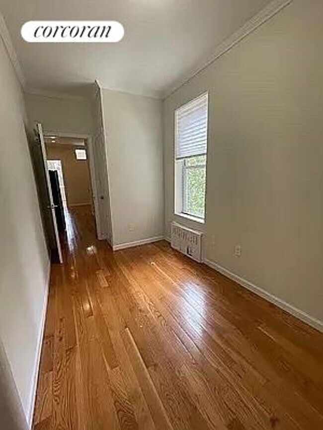 Foto del edificio - 235 E 27th St