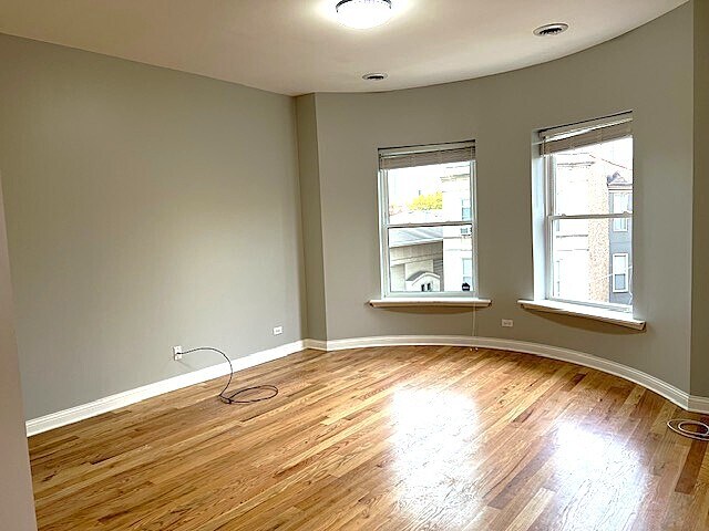 Foto del edificio - 1021 E 62nd St, Chicago, IL, 60637-2779