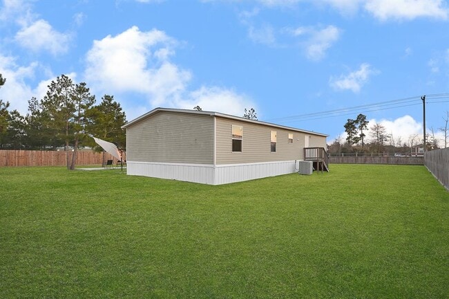 Building Photo - 3026 Rd 5210