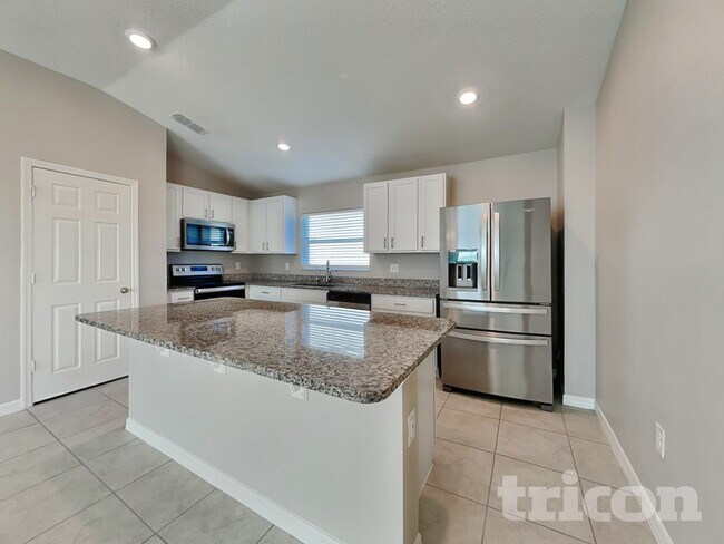 Building Photo - 624 Bullrush Ct