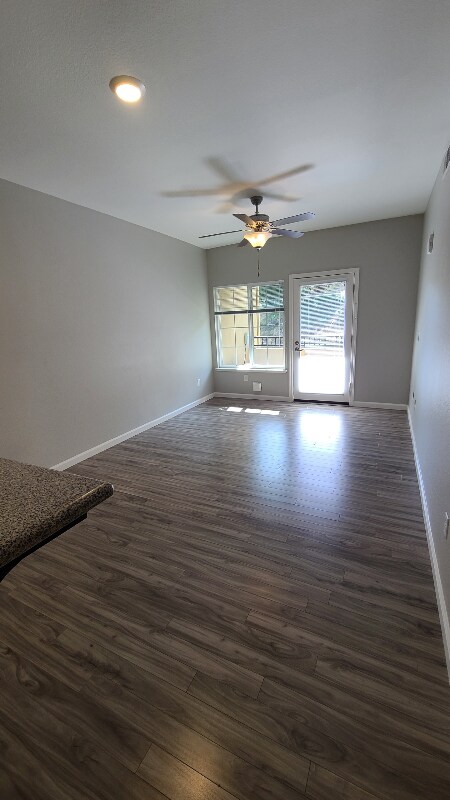 Foto principal - 720 Shell Ave