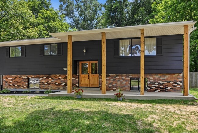 Foto del edificio - 3473 Sunnyside Dr