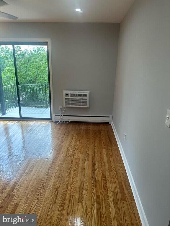 Building Photo - 1016 W Baltimore Pike