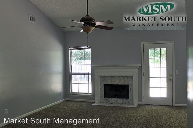 Building Photo - 4 br, 2 bath House - 110 St Ives Way