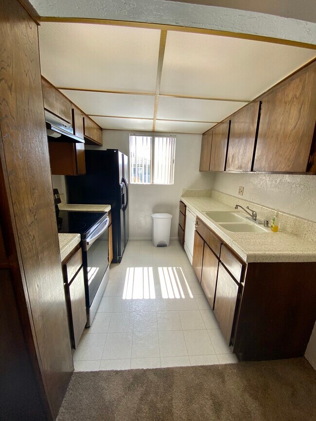 Foto del edificio - 2000 Huntington Ln