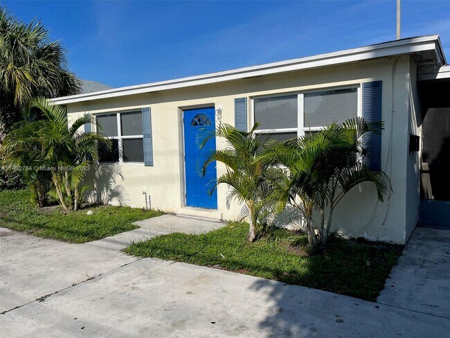 Building Photo - 3607 Windsor Ave