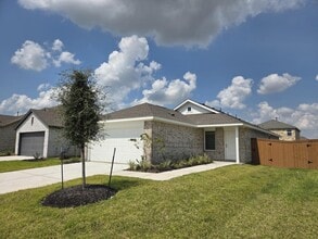 Building Photo - 10914 Silver Canoe Dr