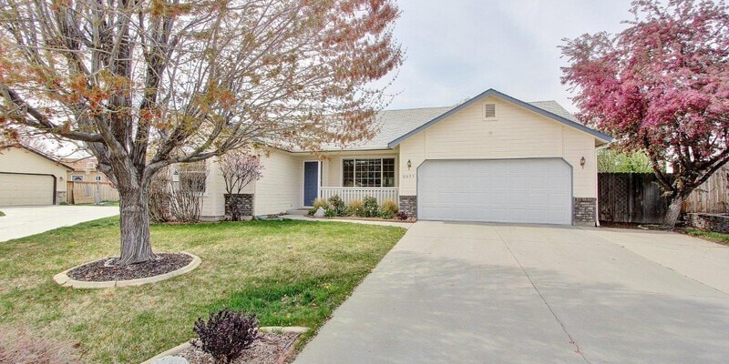 Primary Photo - 5977 S Snowdrop Pl Boise