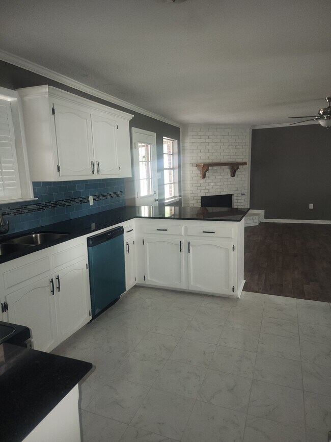 10024 Ardoon Dr, Baker, LA 70714 House Rental in Baker, LA