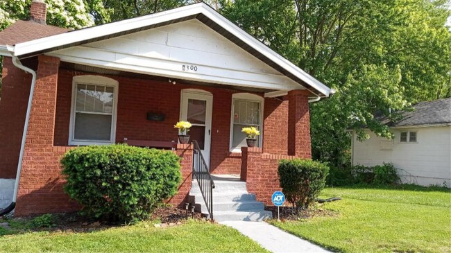Building Photo - 4300 Ravenwood Ave