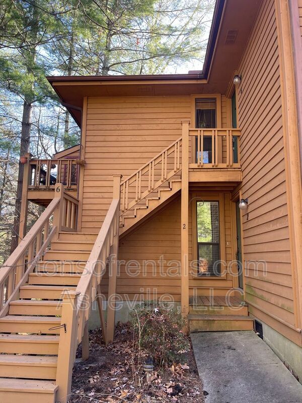 Foto principal - 521 Courtwood Ln