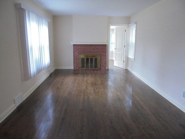 Foto del edificio - 408 W Sunset Rd
