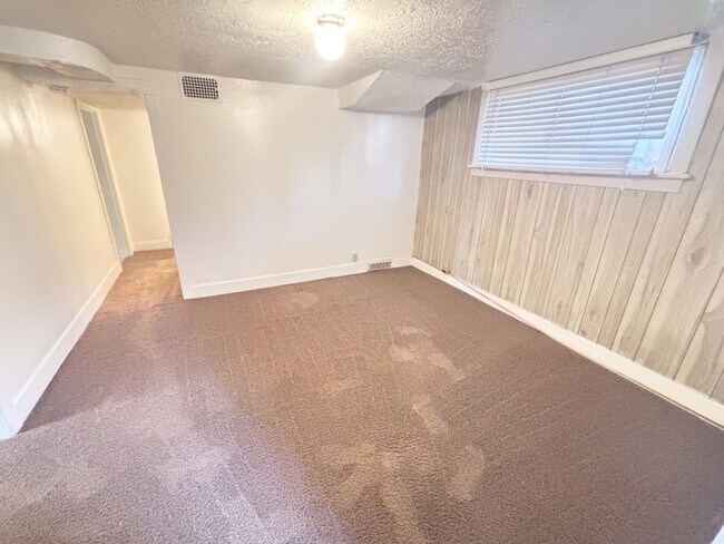 Foto del edificio - 132 S 200 E