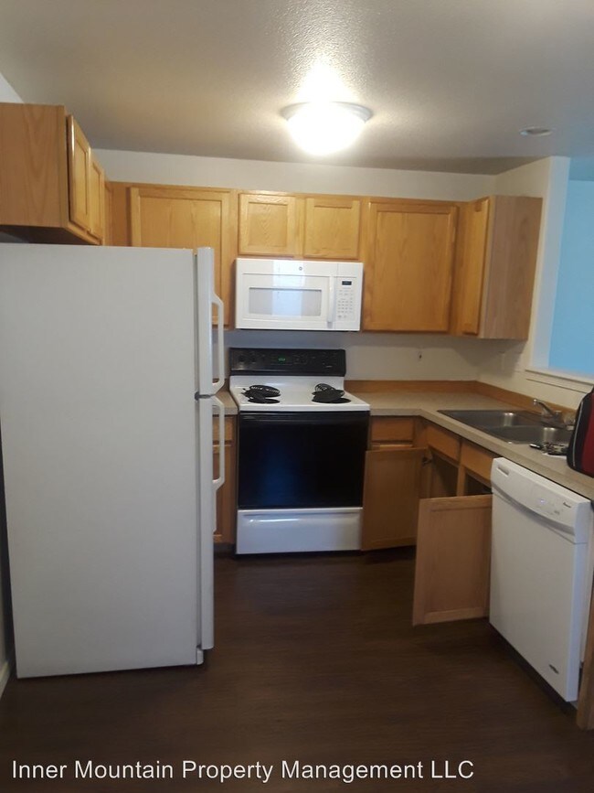 Foto del edificio - 2597 NW Cedar Ave