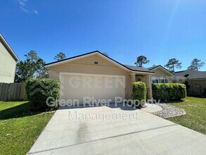 Building Photo - 15366 Bareback Dr
