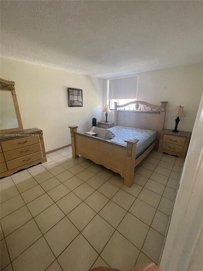 Foto del edificio - 3637 Indian Creek Dr