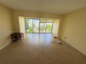 Building Photo - 4242 Deste Ct