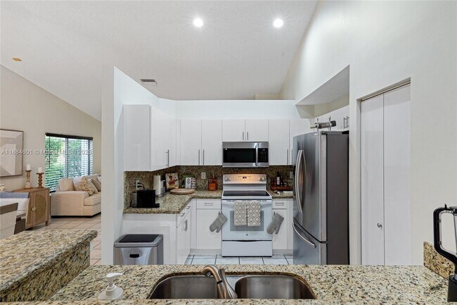 Foto del edificio - 4216 Mahogany Ridge Dr