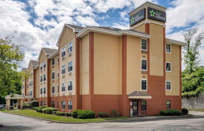 Building Photo - Furnished Studio-Pittsburgh - West Mifflin