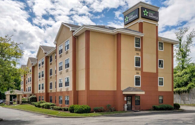 Foto del edificio - Furnished Studio-Pittsburgh - West Mifflin