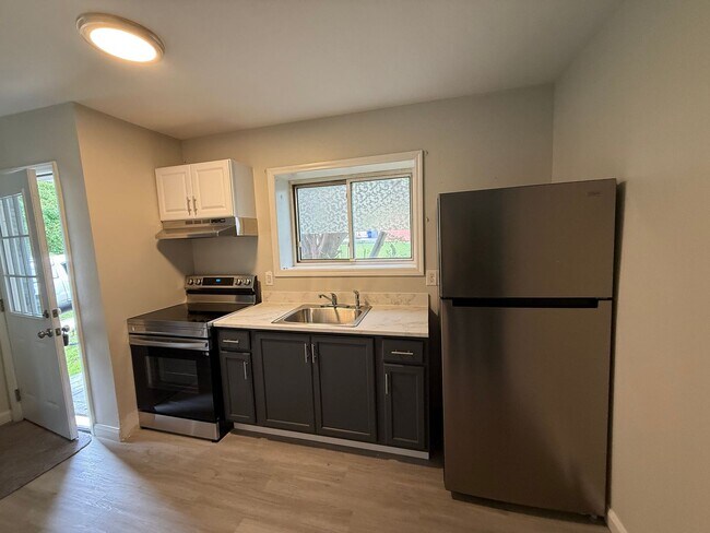 Foto del edificio - Scranton 3 Bedroom Single Family, Quiet Neighborhood, Gas Heat,