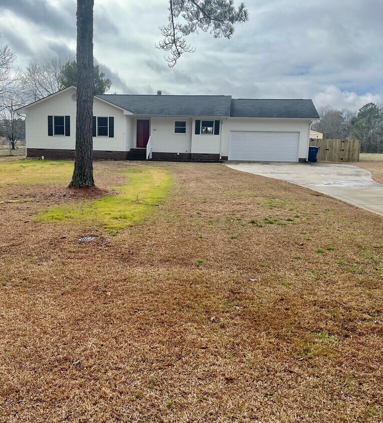 Foto principal - 1417 Owls Nest Rd