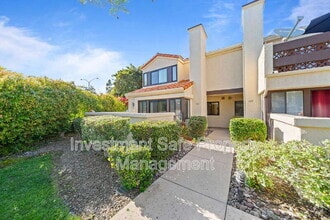 Building Photo - 5715 Baltimore Dr