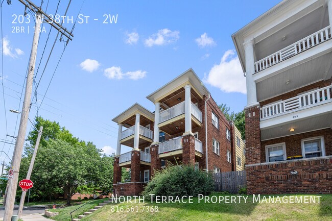 Building Photo - Historic 2-Bedroom Apartment in Midtown