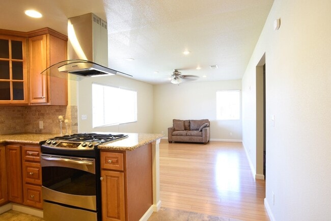 Building Photo - Remodeled and Charming 3 Bedroom 2 Bath Santa Clara Home!