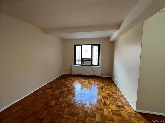 Building Photo - 1439 Wood Rd