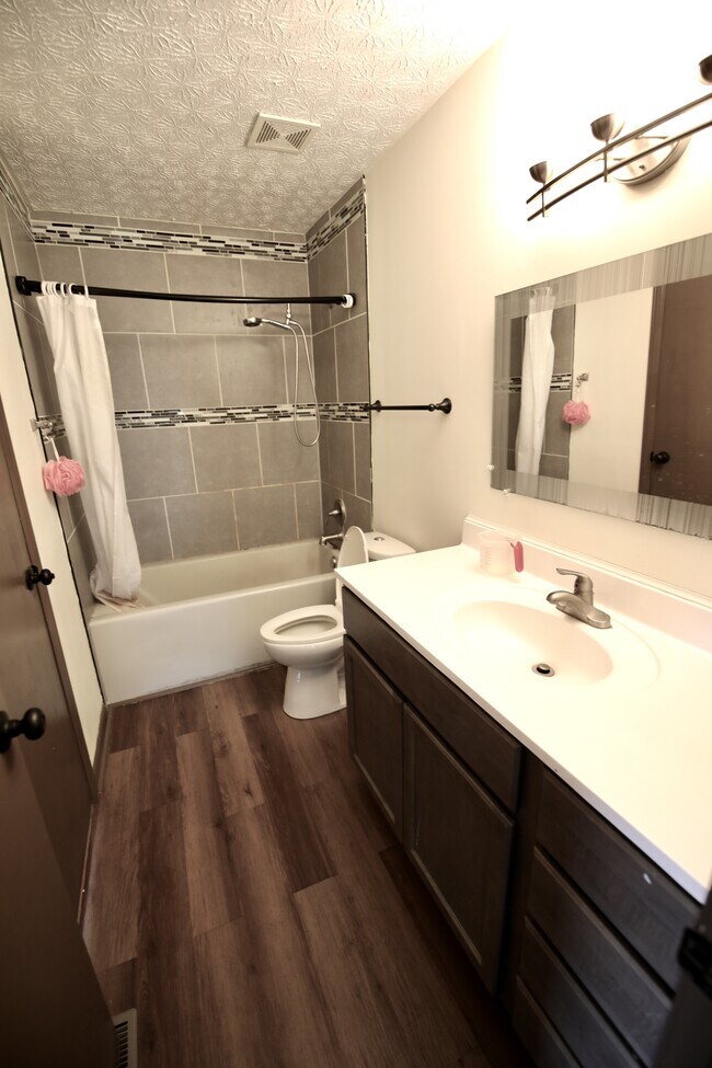Foto del edificio - 7160 Lauretta Ct