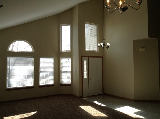 Building Photo - 2309 White Eagle Drive