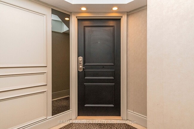 Photo du bâtiment - 935 Sheppard Av W