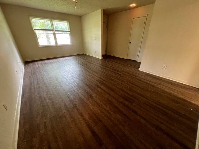 Photo - Dean 111-113 Apartment