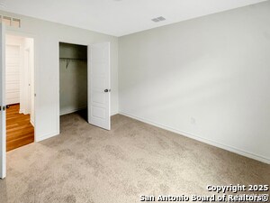Foto del edificio - 856 Heartseed Ave