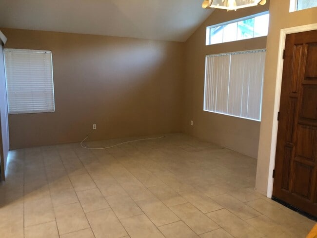 Building Photo - 28891 Biarritz Ct