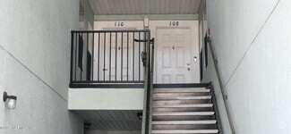 Building Photo - 7036 Deer Lodge Cir
