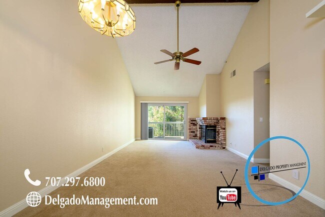 Building Photo - Benicia! Large 2/2 with detached one car g...