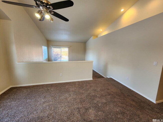 Building Photo - 2194 Canyon Vista Dr