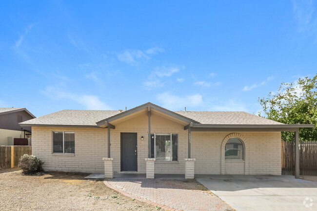 Building Photo - 5233 W Cypress St