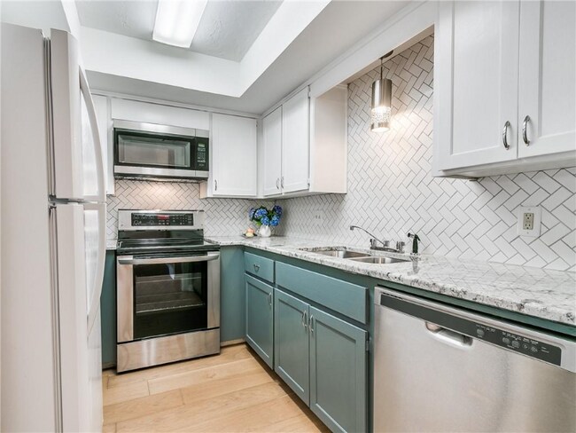 Foto del edificio - 3212 Meadow Ave